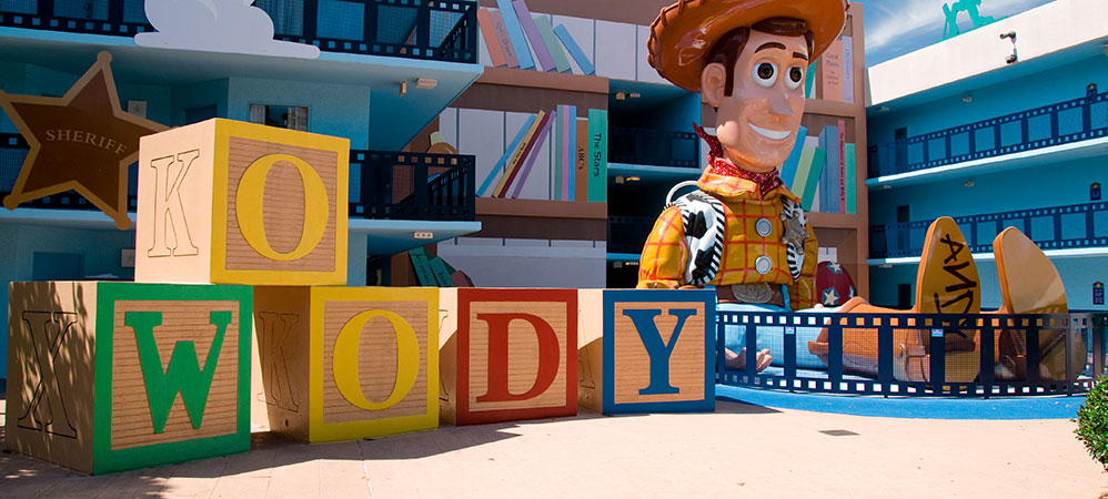 resort toy STORY Picture