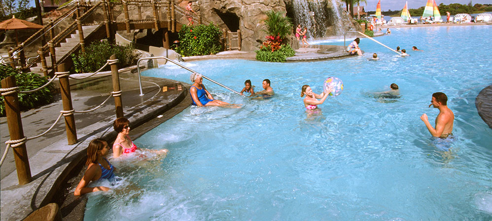 Polynesian-Resort-pool
